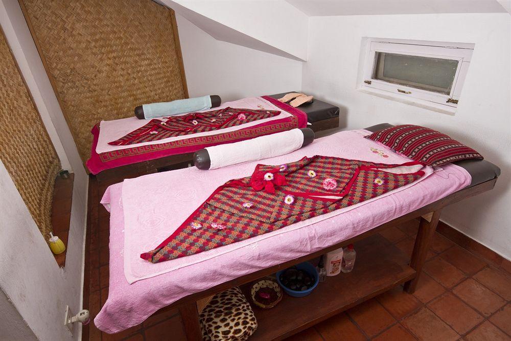 Trek-O-Tel Hotel Pokhara Eksteriør billede