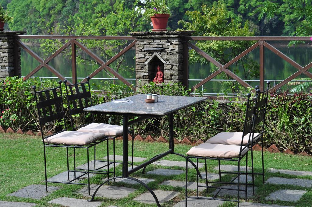 Trek-O-Tel Hotel Pokhara Eksteriør billede