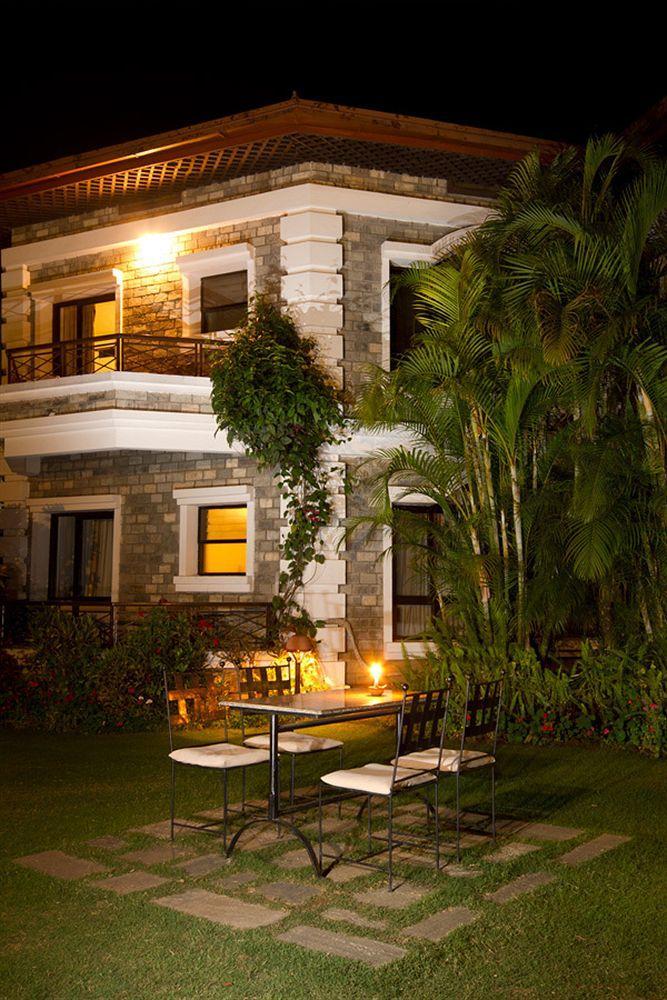 Trek-O-Tel Hotel Pokhara Eksteriør billede