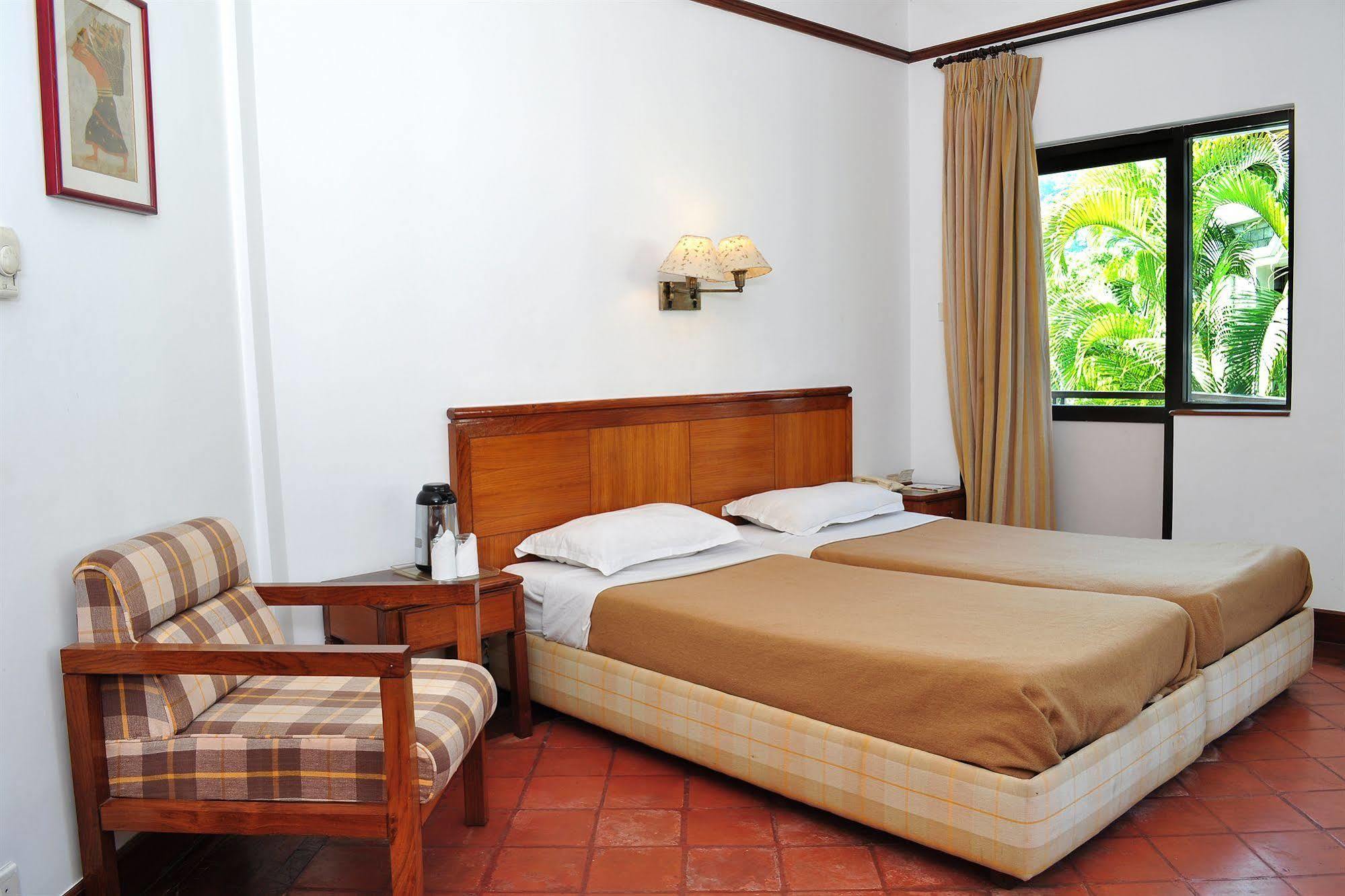 Trek-O-Tel Hotel Pokhara Eksteriør billede