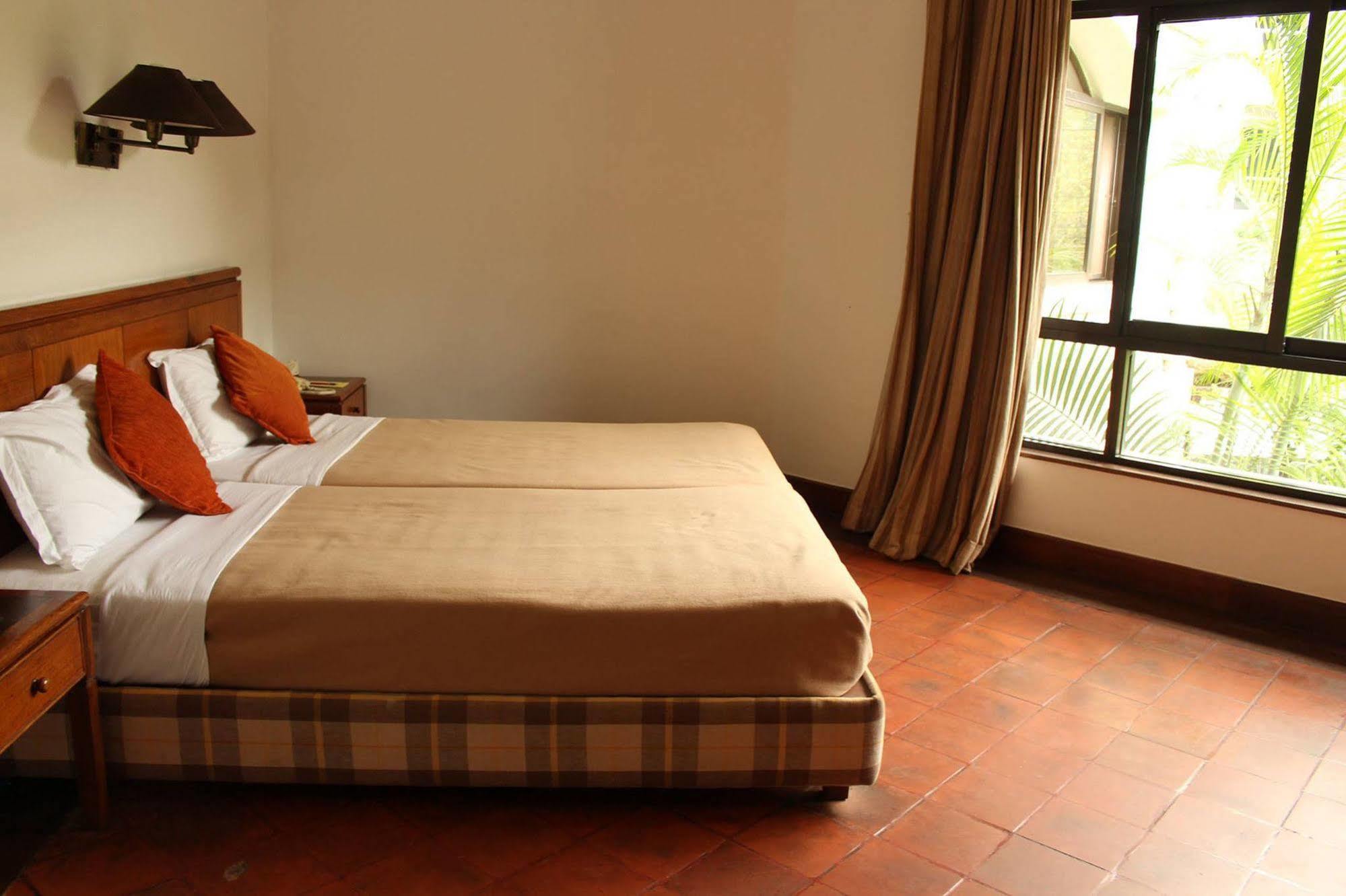 Trek-O-Tel Hotel Pokhara Eksteriør billede