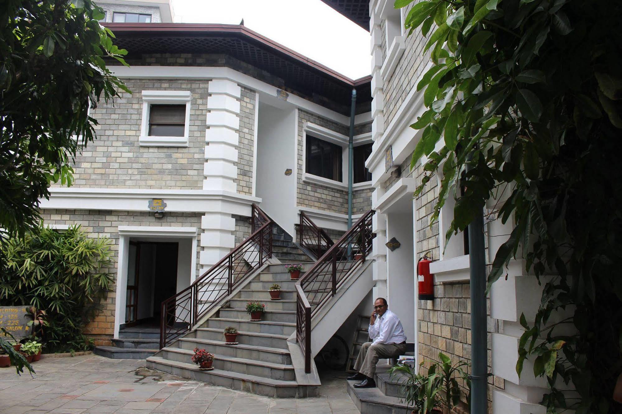Trek-O-Tel Hotel Pokhara Eksteriør billede